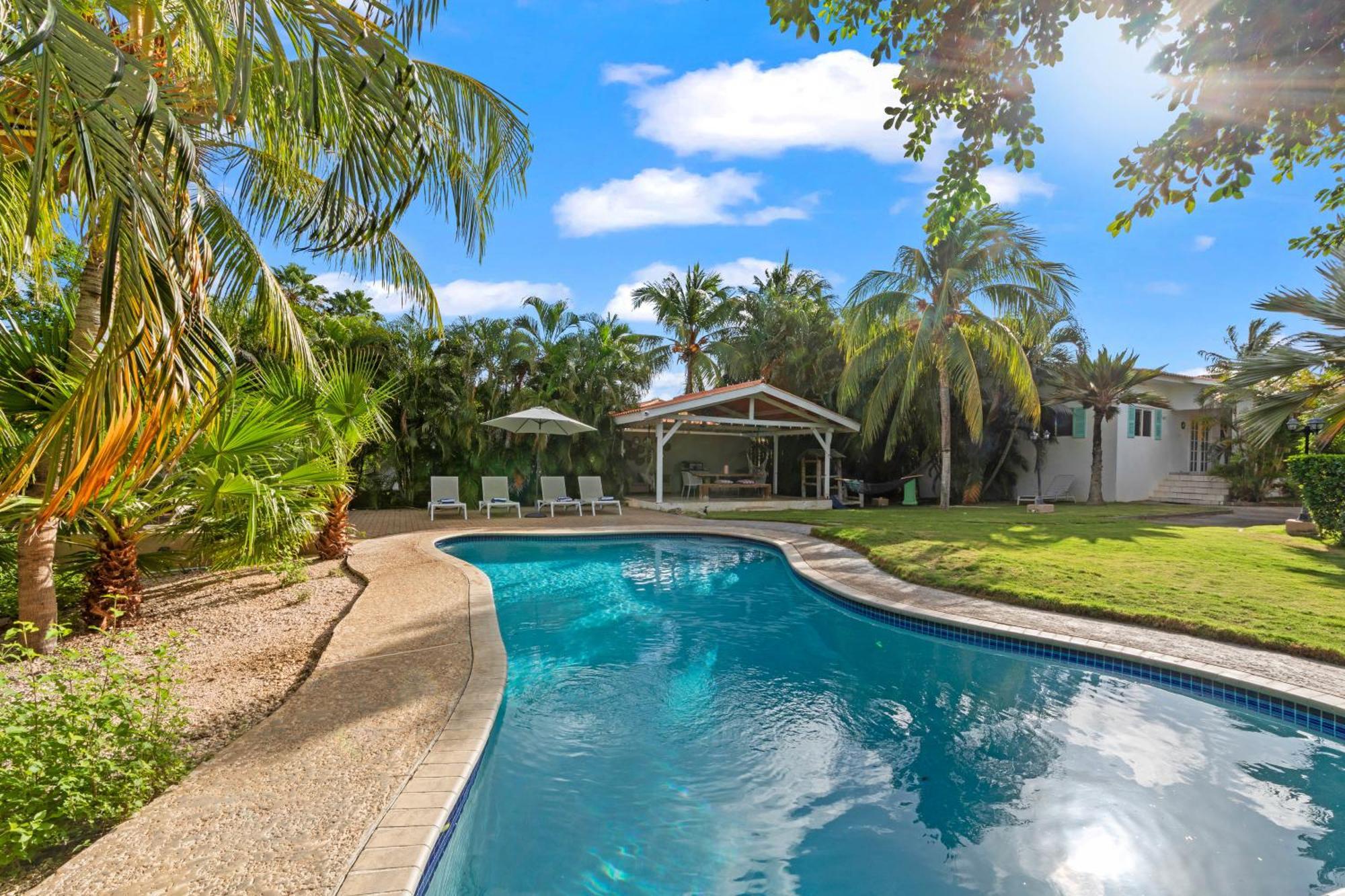 Tuk Tropical Boutique Resort Jan Thiel Willemstad Buitenkant foto